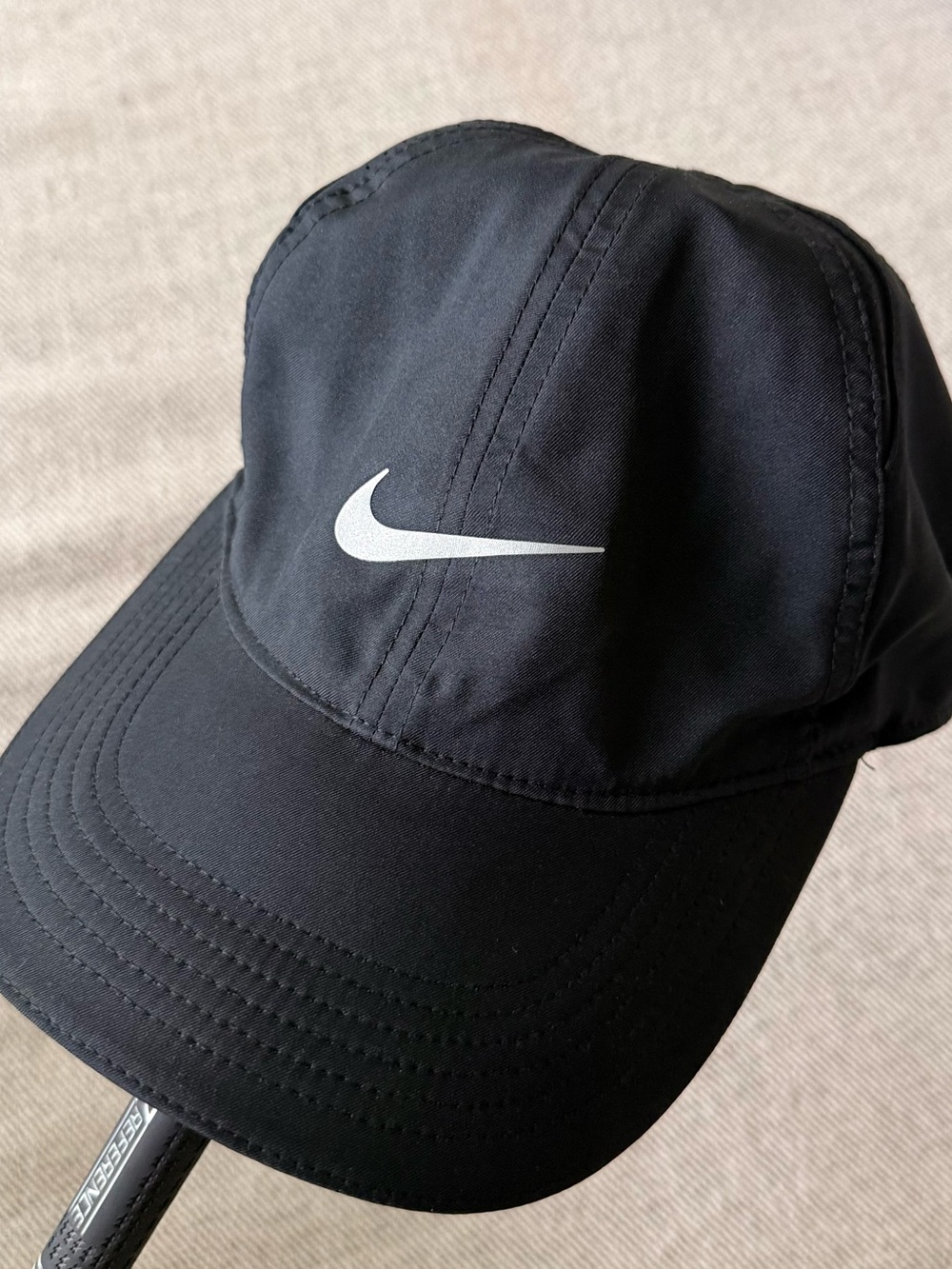 Nike Featherlight Dri-FIT Unstructured Black hat with reflective accents